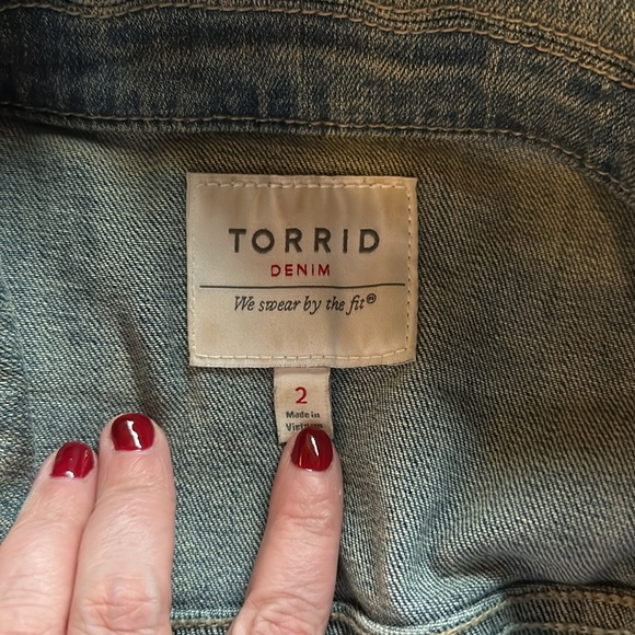 Distressed Jean Jacket from Torrid, 2X. - Picture 2 of 2